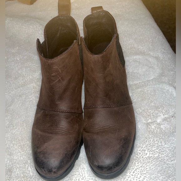 S O R E L  B R O W N  B O O T I E S - Picture 3 of 6